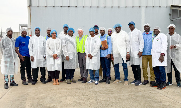 Sur le site de Tombolia, une visite stratégique du Directeur National de l’Industrie : cap sur la transparence et la qualité