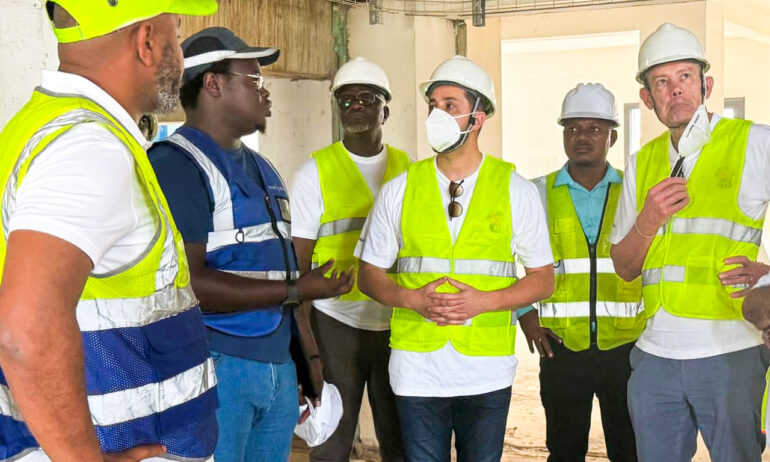 Visite de terrain des Administrateurs du Groupe SONOCO à Freetown