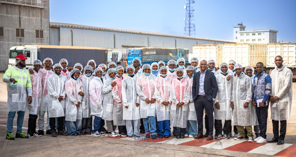 Immersion professionnelle : les étudiants de BEM CONAKRY à la découverte de la zone industrielle de Tombolia